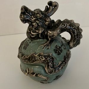 HEATHER GOLDMINC 2012 BLUE SKY SALT & PEPPER SHAKERS DRAGON jade green colour